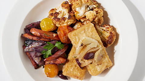 plate of roasted tofu and vegetables